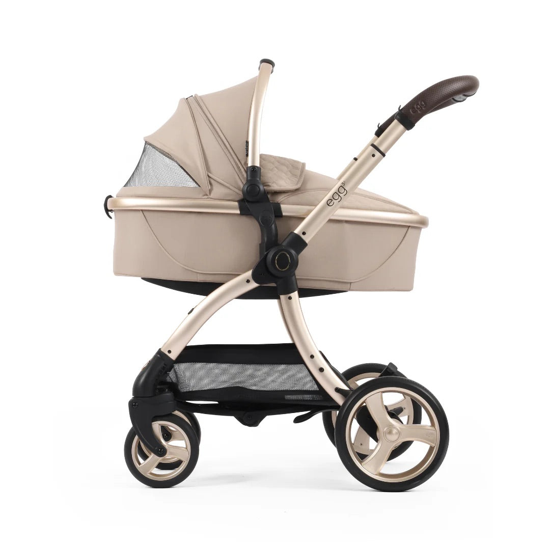 egg3 Luxury Travel System Bundle - Feather