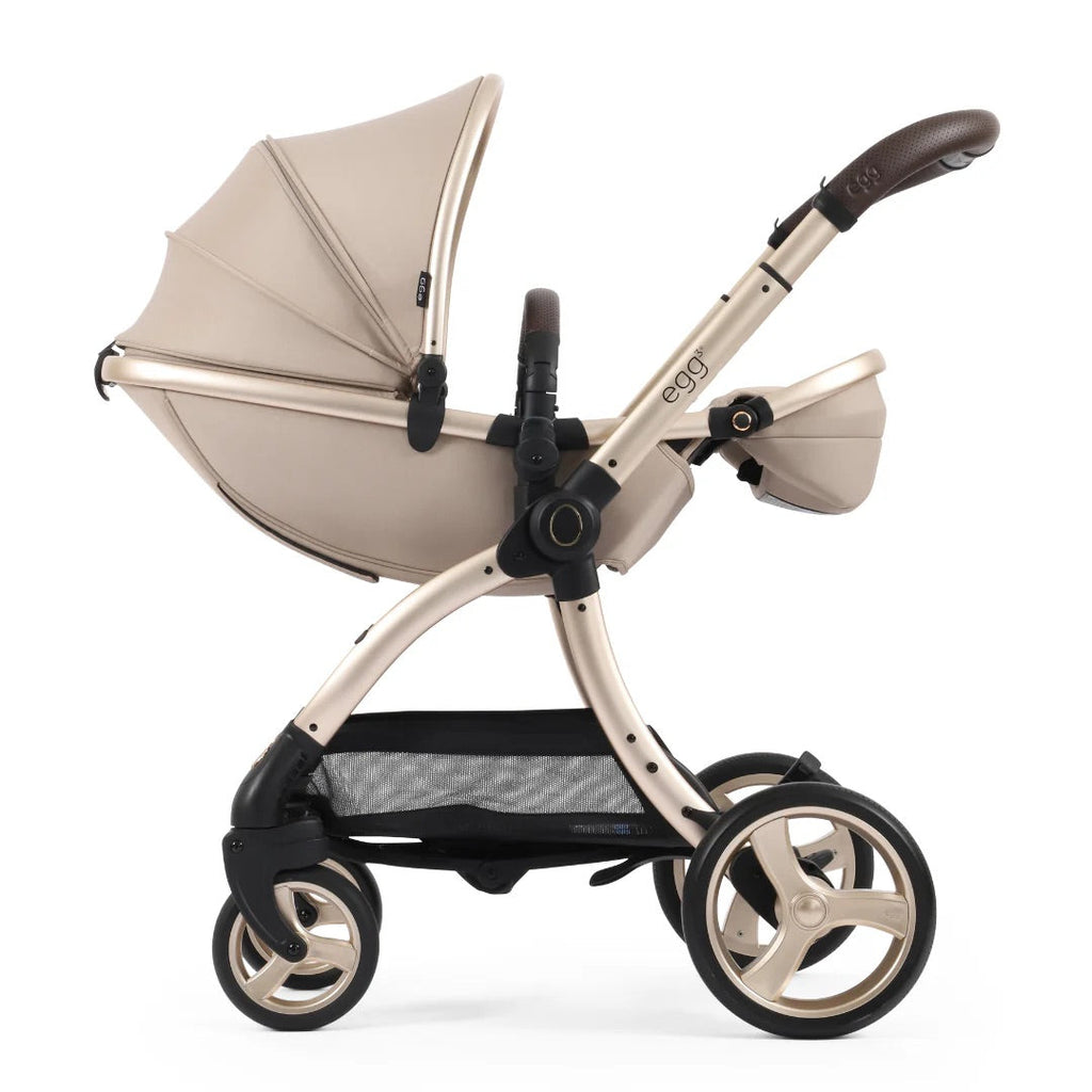 egg3 Luxury Travel System Bundle - Feather